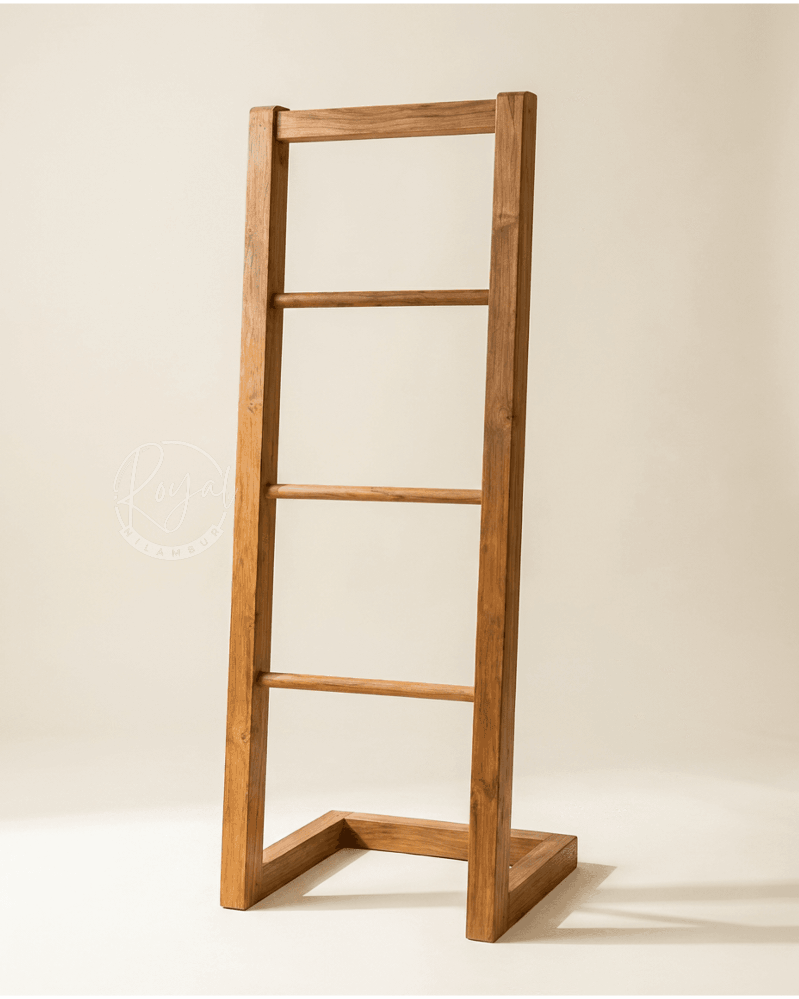 Royal Zaryv Water-Resistant Teak Wood Towel Rack