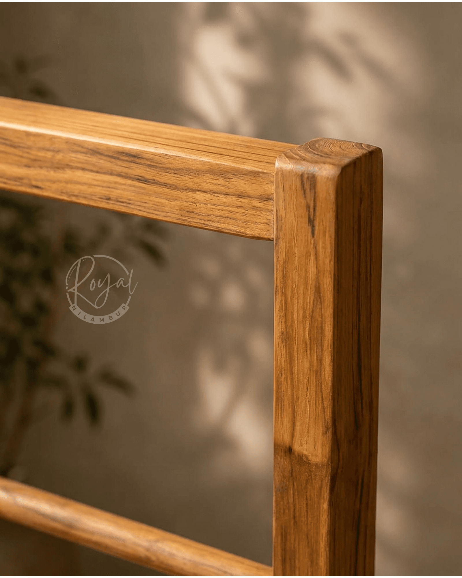 Royal Zaryv Water-Resistant Teak Wood Towel Rack